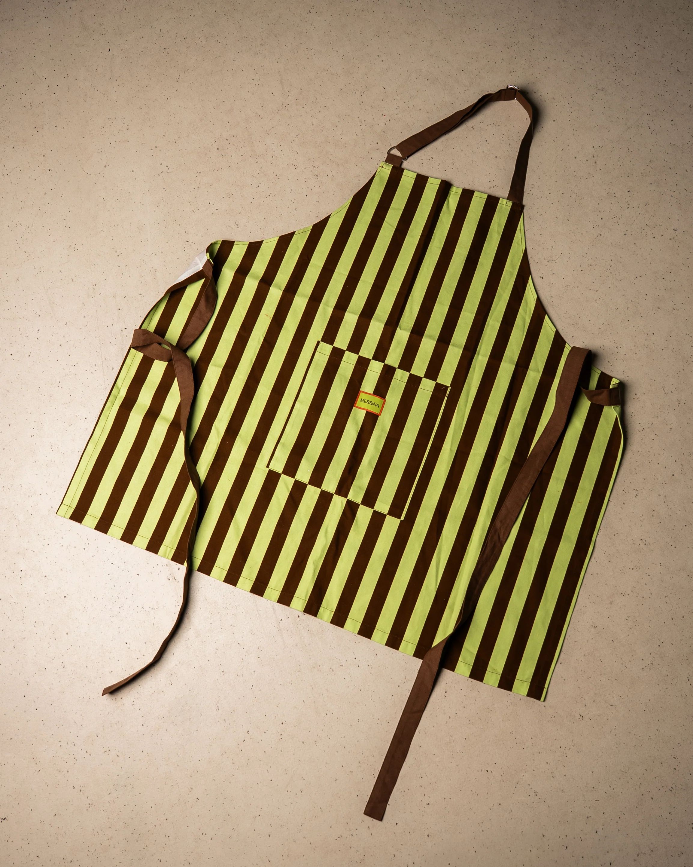 Apron - Image 3