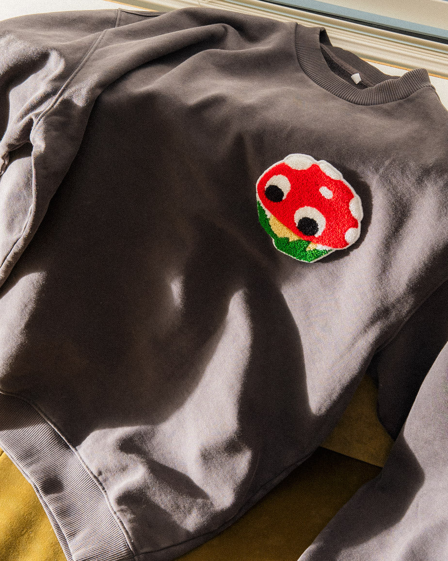 Eye-Scream Black Faded Crew - Image 6